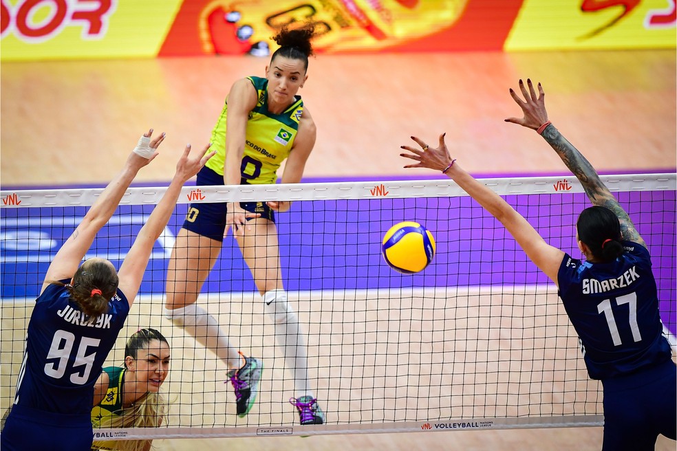 Brasil e Polônia vão repetir em Paris o confronto deste ano na Liga das Nações — Foto: FIVB