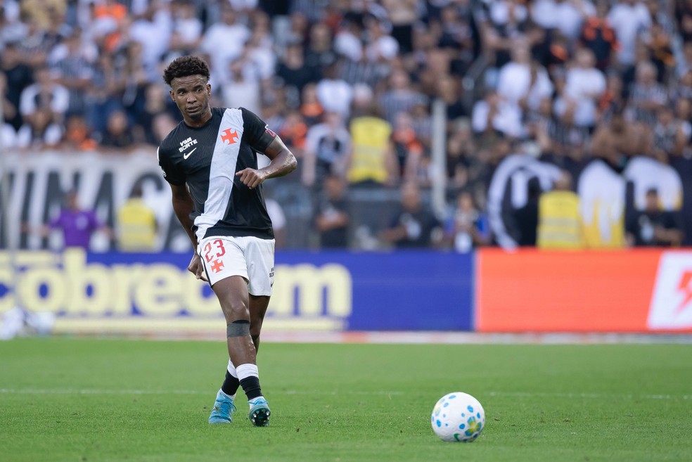 Thiago Mendes diz que sofreu "entrada desleal" de André e se coloca como  dúvida em próximo jogo do Vasco | Ge