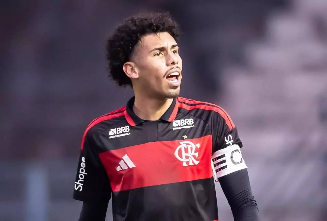 Flamengo Formaliza Transferência de Jovem Zagueiro para Clube Turco