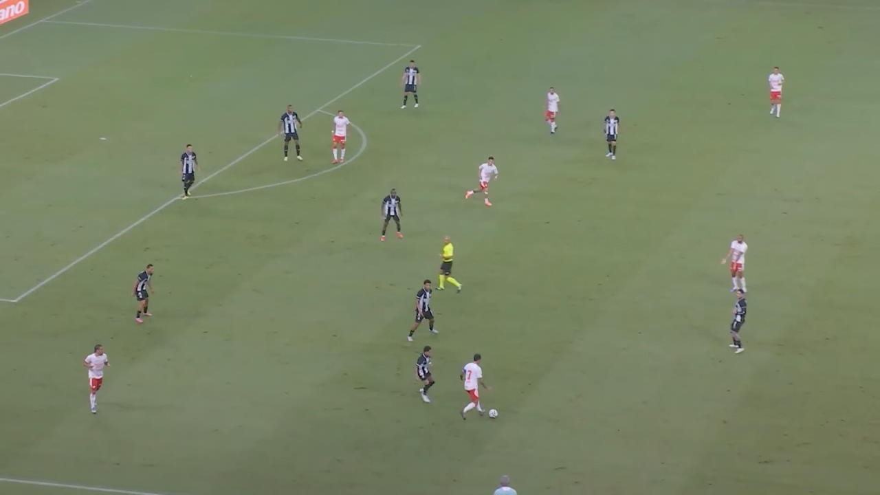 Mozart valoriza elenco após vitória contra Náutico: 