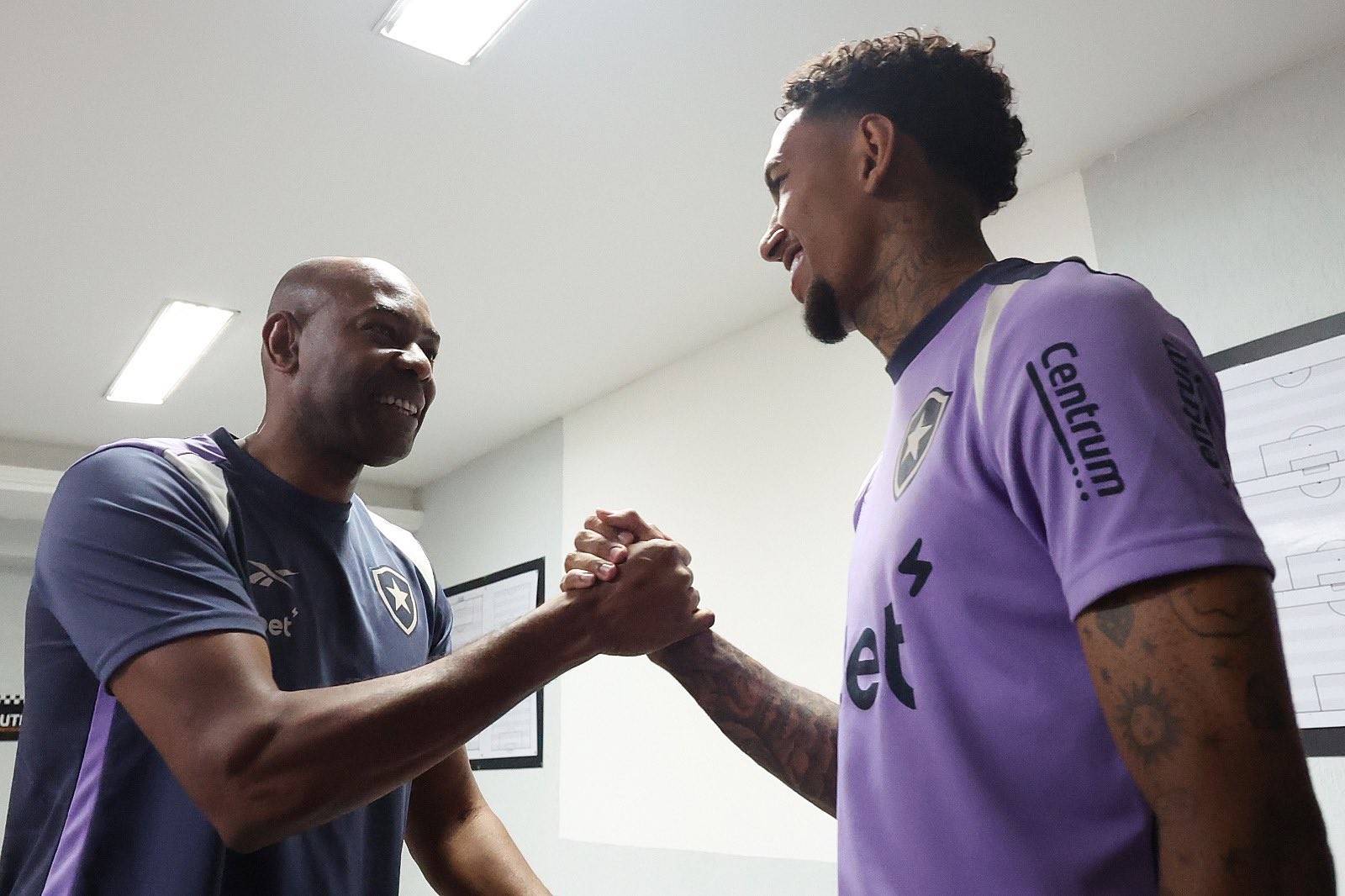 Escalação do Botafogo: Caçapa comanda primeiro treino e titulares não enfrentarão o Boavista