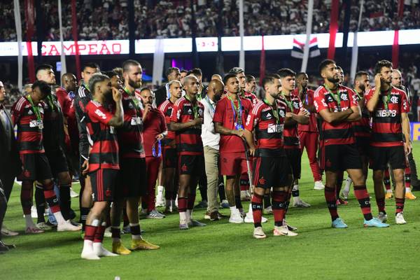 Análise: pior ano da gestão Landim termina em setembro para um errático Flamengo
