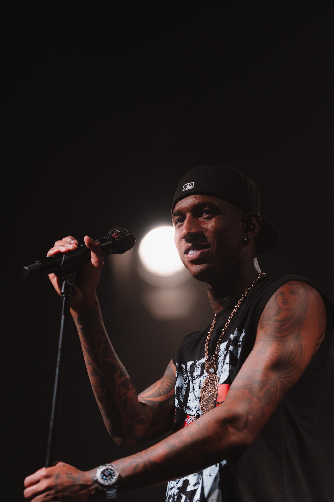 Atacante Talisca conquista prêmio por trabalho como rapper | Ge