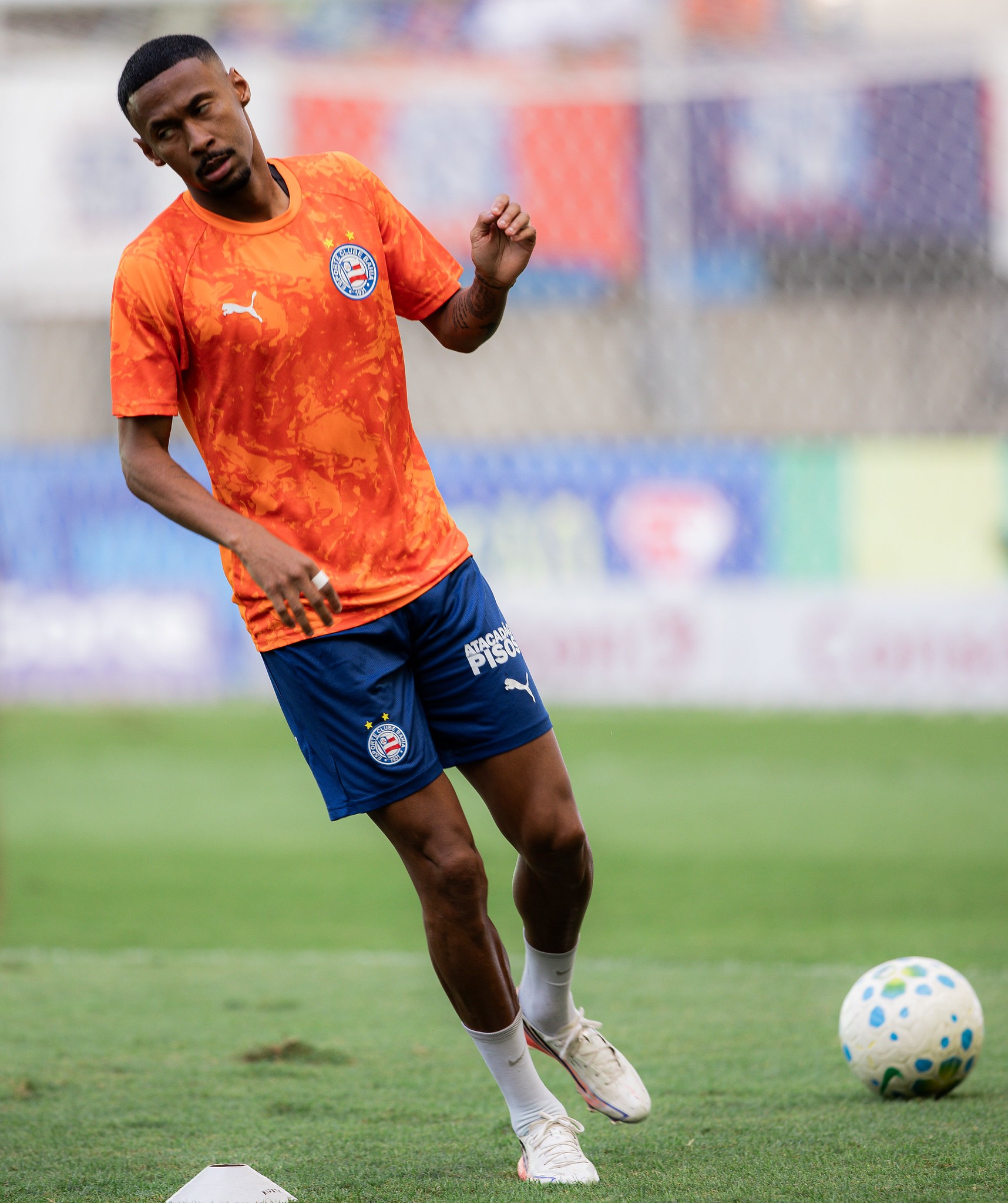 Ademir atinge limite de cartões amarelos e desfalca o Bahia contra a Chapecoense
