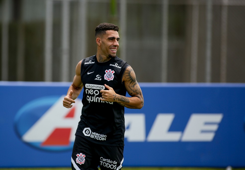 Internacional acerta a chegada do atacante Wesley Moraes