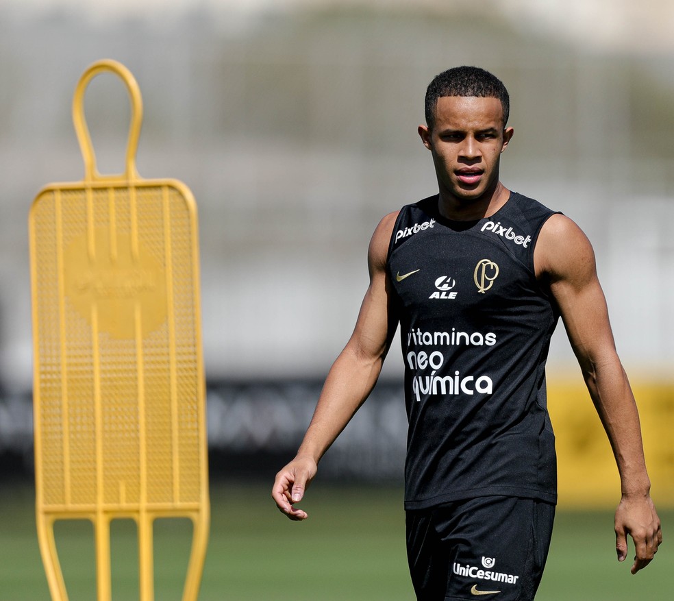 Pedro em treinamento do Corinthians — Foto: Rodrigo Coca/Ag. Corinthians