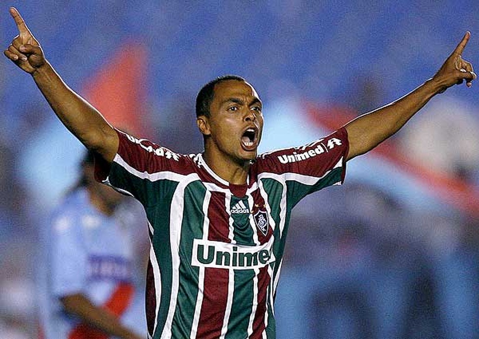 Dodô comemora golaço pelo Fluminense — Foto: EFE