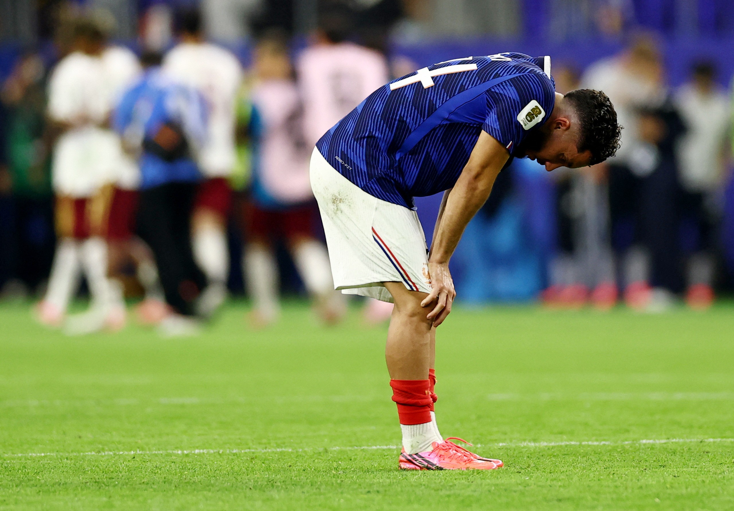 Meia da França reconhece Espanha superior em semifinal: "Foi mais difícil do que imaginávamos"