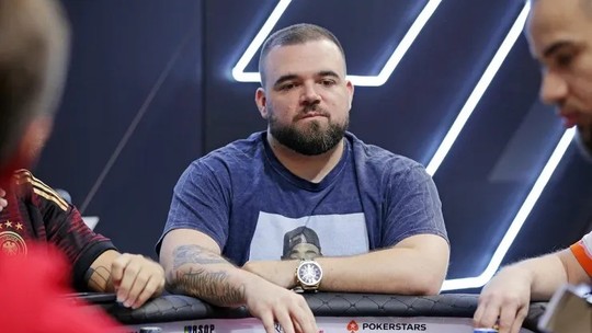 Pedro Padilha volta a brilhar no poker online e fatura maiscasas de apostas com cash outR$ 500 mil