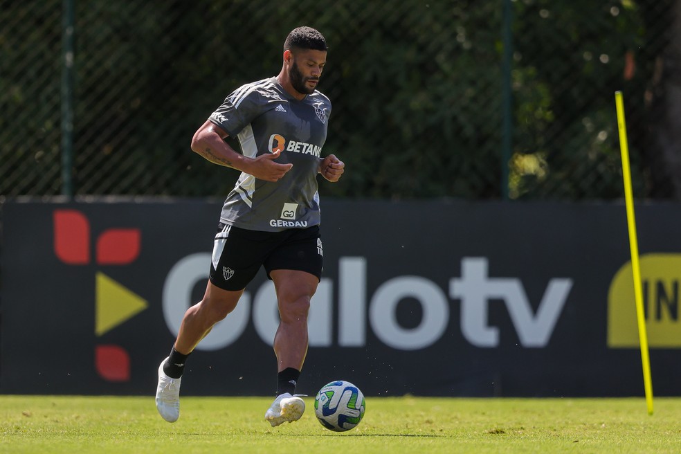 Hulk volta ao Atlético após cumprir suspensão no Brasileiro — Foto: Pedro Souza/CAM