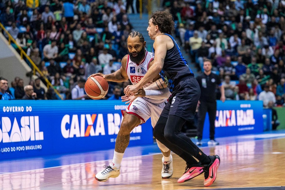 David Jackson em Pinheiros x Franca no jogo 3 da final do NBB