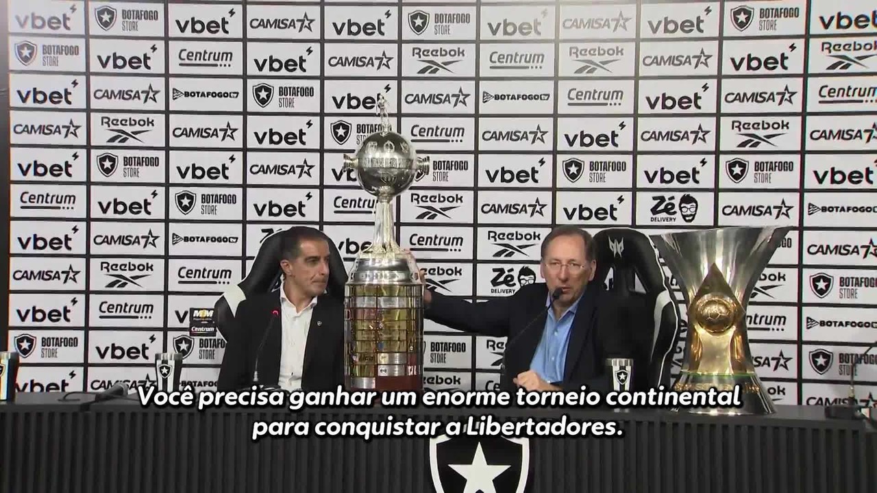 Textor, dono do Botafogo, envia mensagem à torcida do Flamengo sobre fair play.