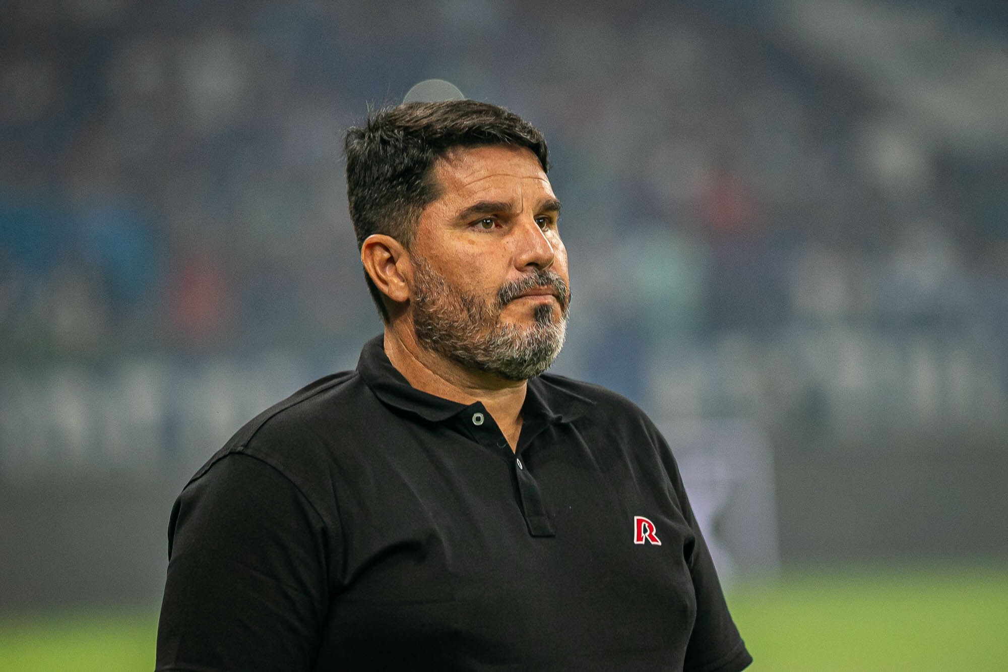 Após a vitória, Barroca diz que atletas e presidente do CRB acreditaram nele no momento ruim: "Isso me envaidece"