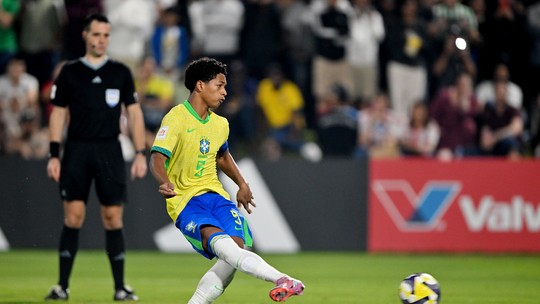 Brasileira do Grupo de Estudos Técnicos da Fifa destaca Zé Lucas, do Sport, no Mundial sub-17