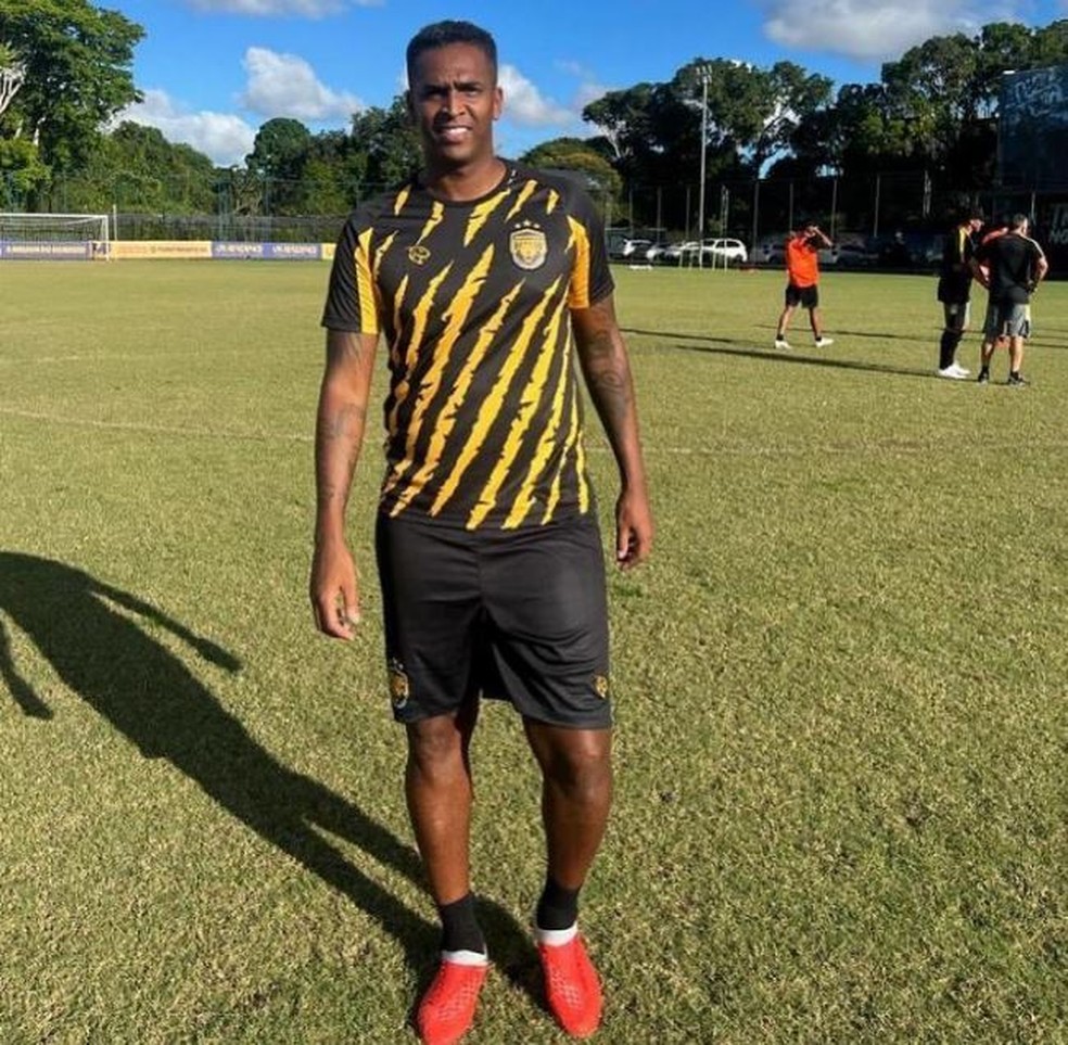 J&ocirc;, em treino pelo Amazonas &mdash; Foto: Reprodu&ccedil;&atilde;o