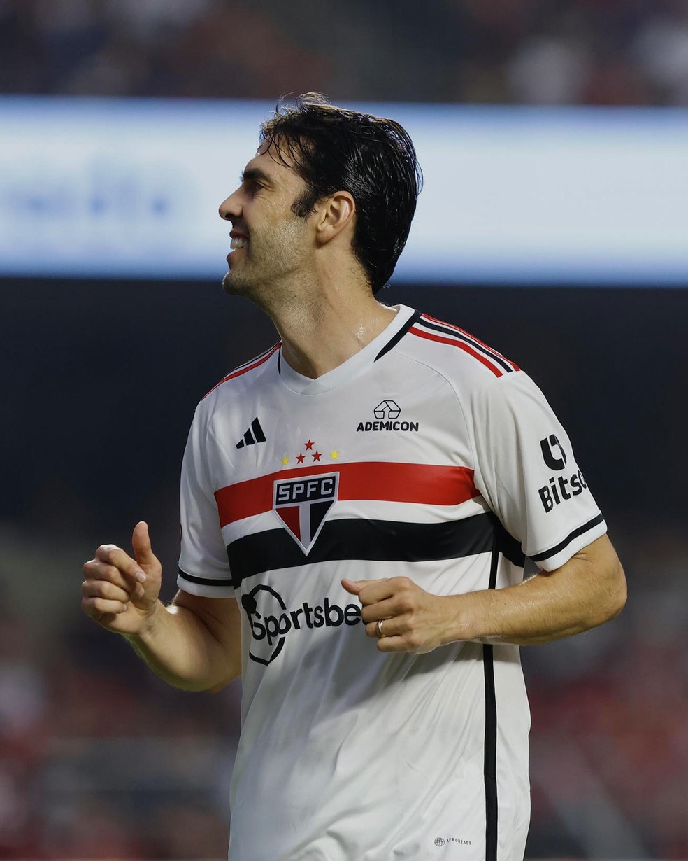 Kaká em ação pelo São Paulo em jogo festivo no Morumbi — Foto: Divulgação/SPFC
