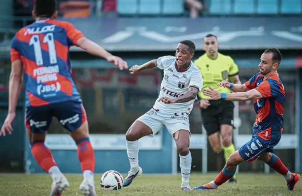 Blumenau vence o Marcílio Dias por 1 a 0 e mantém invencibilidade na Série D