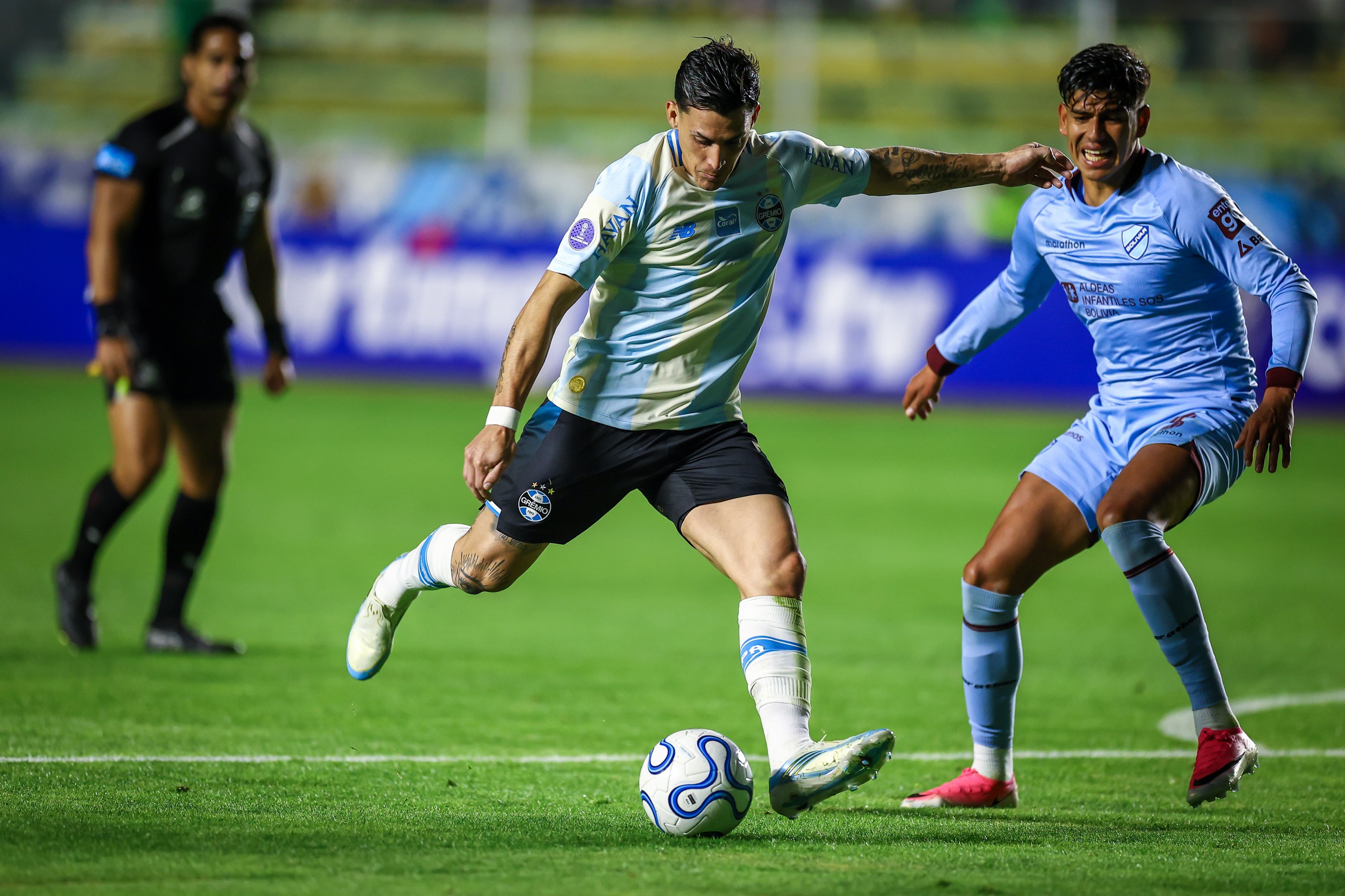 Atuações: Pavon é o pior na derrota do Grêmio pela Sul-Americana; dê suas notas