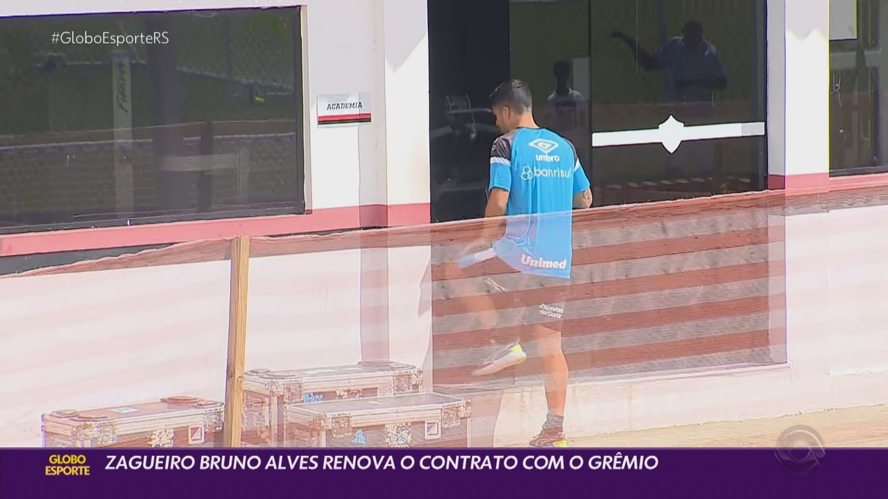 Zagueiro Bruno Alves renova o contrato com o Grêmio