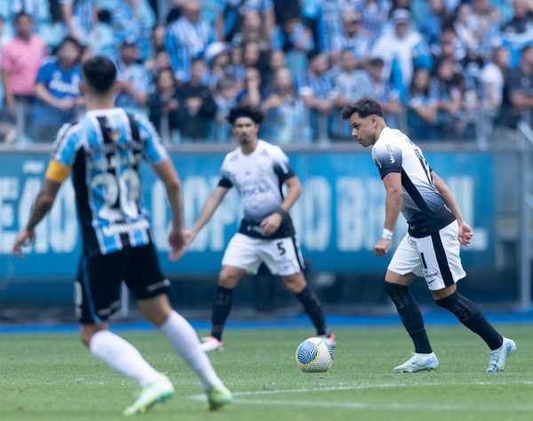 Romero confiante em permanência no Corinthians; Talles Magno até 2025.