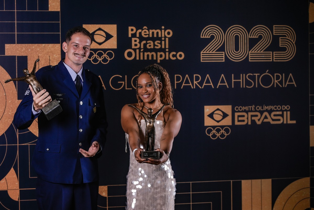 Prêmio Paralímpicos: Bruna Alexandre e Gabriel Araújo vencem prêmio de  melhores no feminino e masculino, paralimpíadas