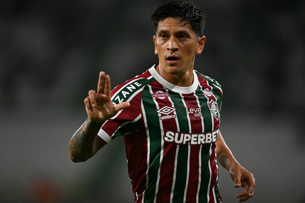 Once Caldas x Fluminense - Germán Cano — Foto: RAUL ARBOLEDA / AFP