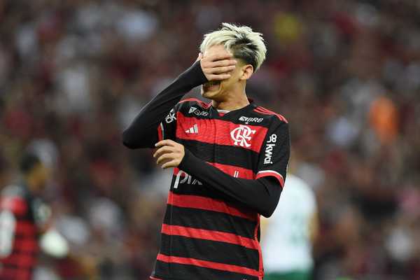 Atuações do Flamengo: Allan, Pulgar e garotos decepcionam em empate; confira as notas.