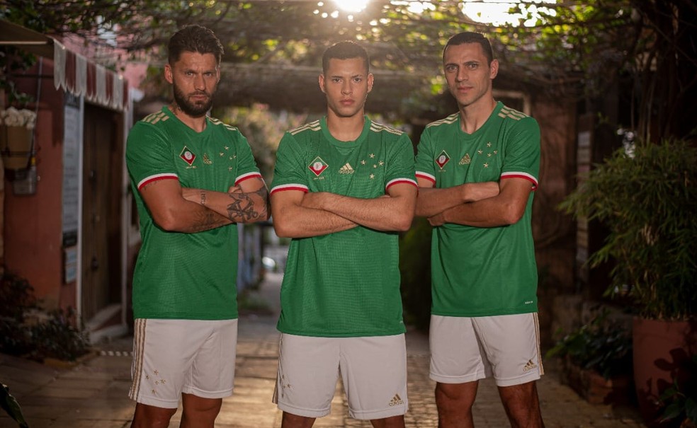 Camisa 3 do Cruzeiro em 2021 — Foto: Divulgação 