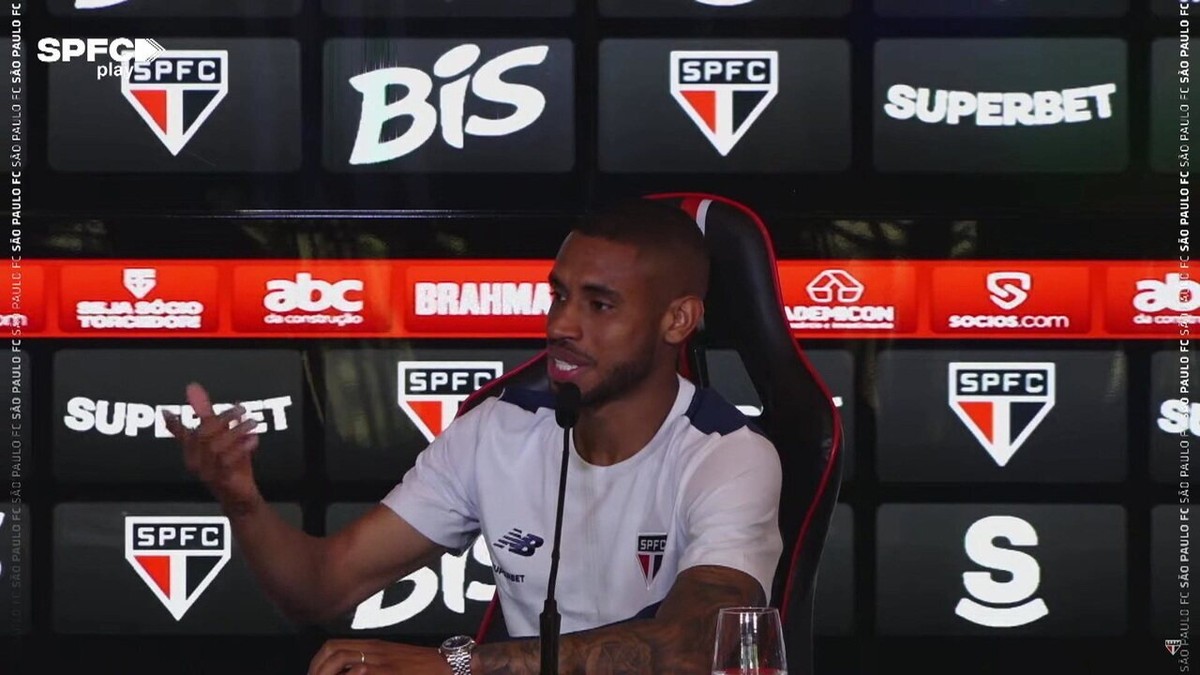 Grupo do São Paulo com Mentalidade de Campeão Atrai Fã de Luis Fabiano