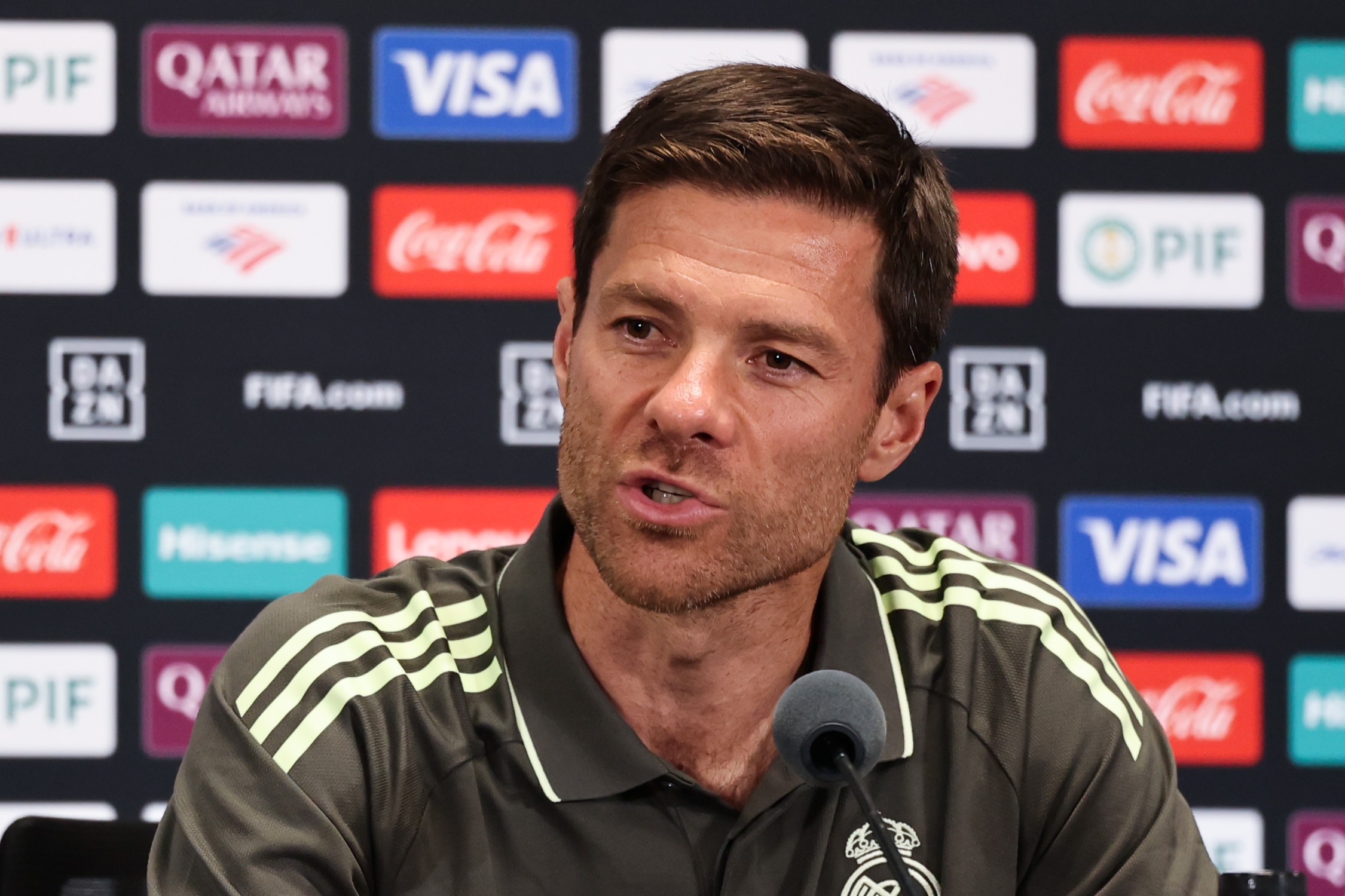 A tática do primeiro Real Madrid de Xabi Alonso