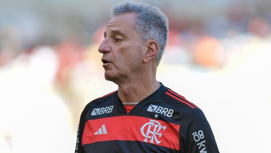 Landim defende Tite no Flamengo e cita derrota do Palmeiras: "Com a gente querem jogar no sintético" - Foto: (Thiago Ribeiro/AGIF)