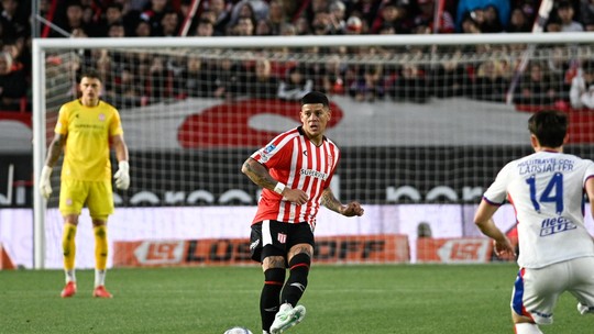 Com time reserva, Estudiantes perde para o San Lorenzo antes de semifinal da Libertadores contra o Flamengo
