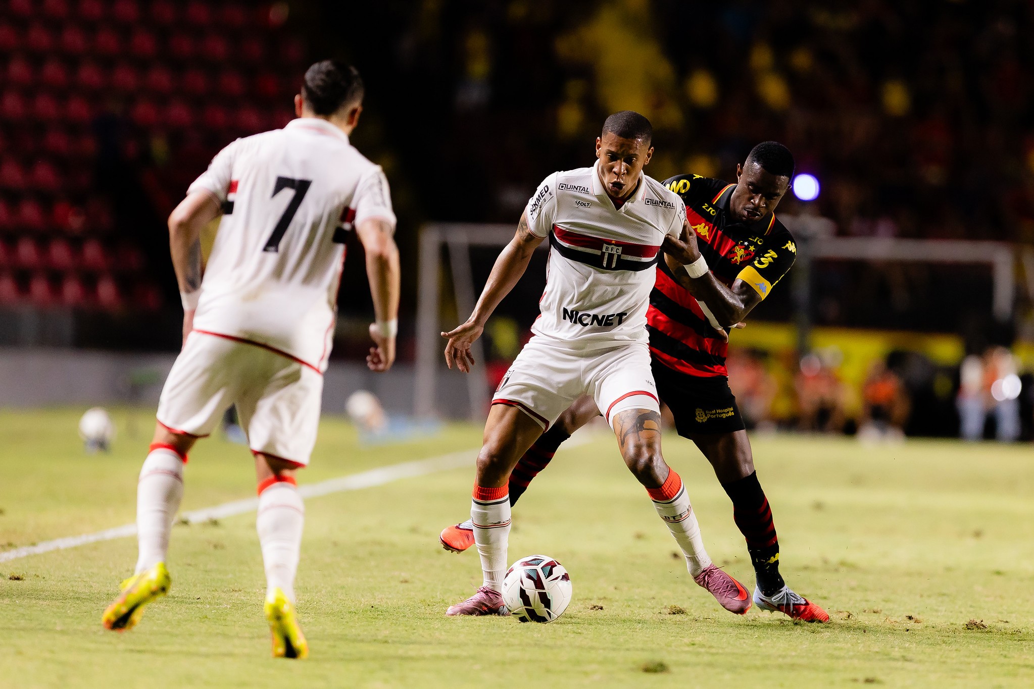 Região: Adversário do Sport, Botafogo-SP não aspira acesso, mas vive melhor momento da temporada