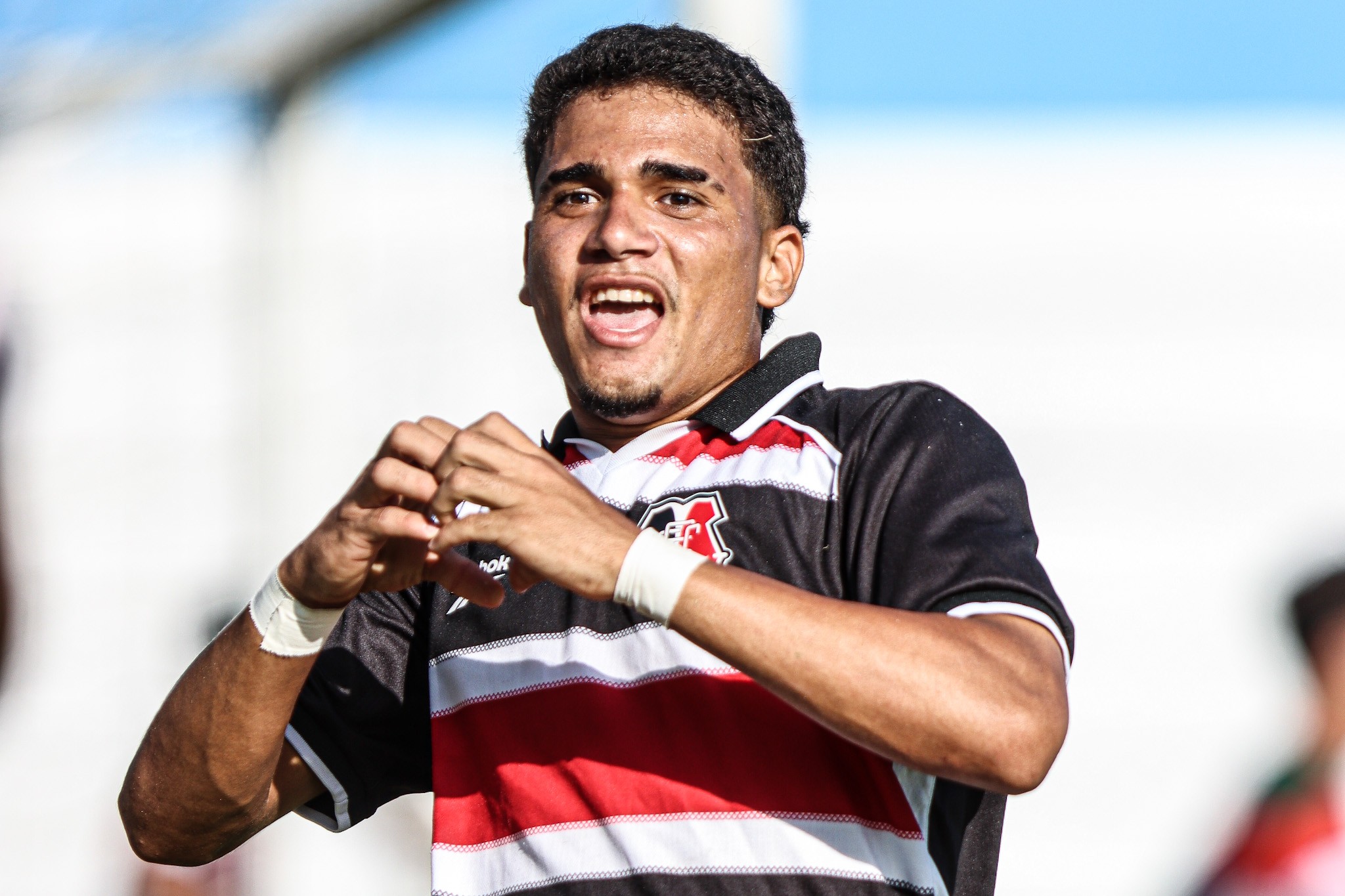 Santa Cruz encara Atlético-MG pela Copa do Brasil sub-20; conheça três destaques do time coral