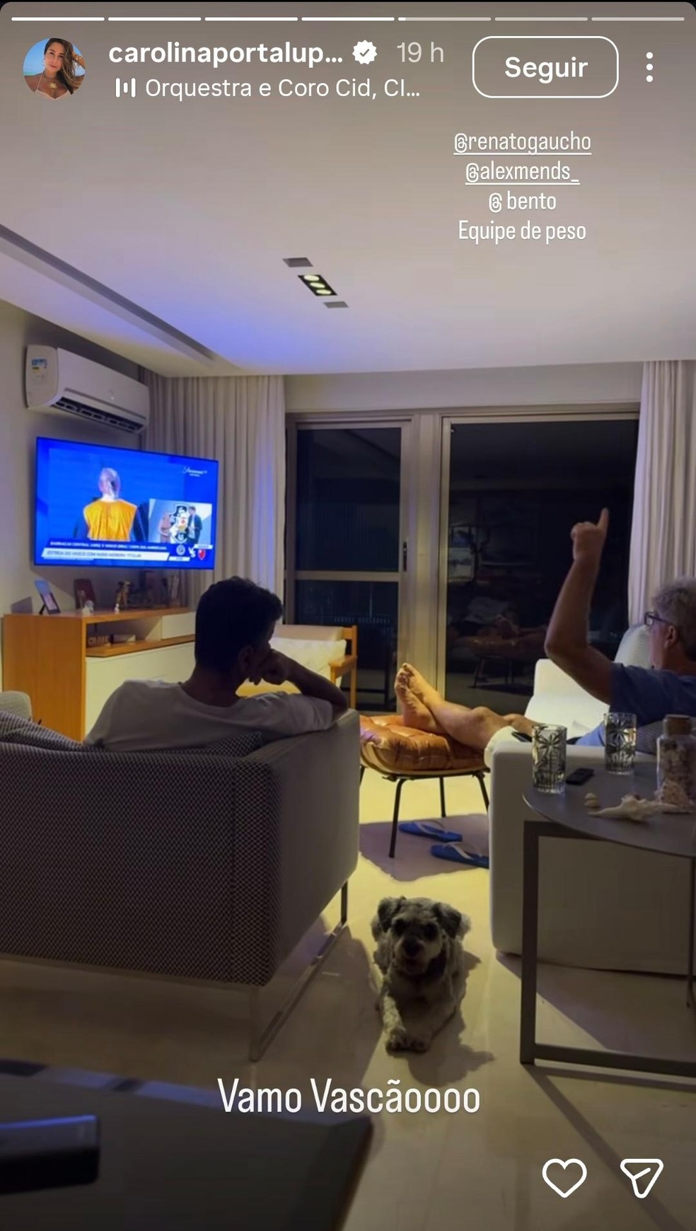 Renato Gaúcho, técnico do Vasco, assistindo à partida contra o Barracas Central — Foto: Reprodução