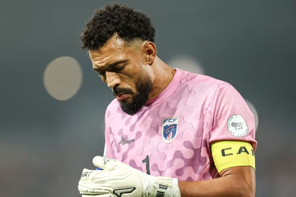 Copa de 26: Cabo Verde de capitão com nome de ídolo do Botafogo e apelido " Vozinha" busca história | Ge