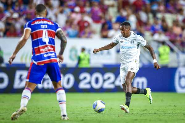 Edenilson retorna ao Inter buscando vitória no Gre-Nal após passagem no Grêmio