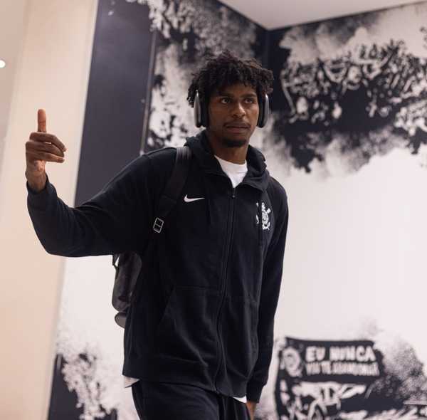Flamengo recusa nova garantia do Corinthians por Hugo Souza no mercado