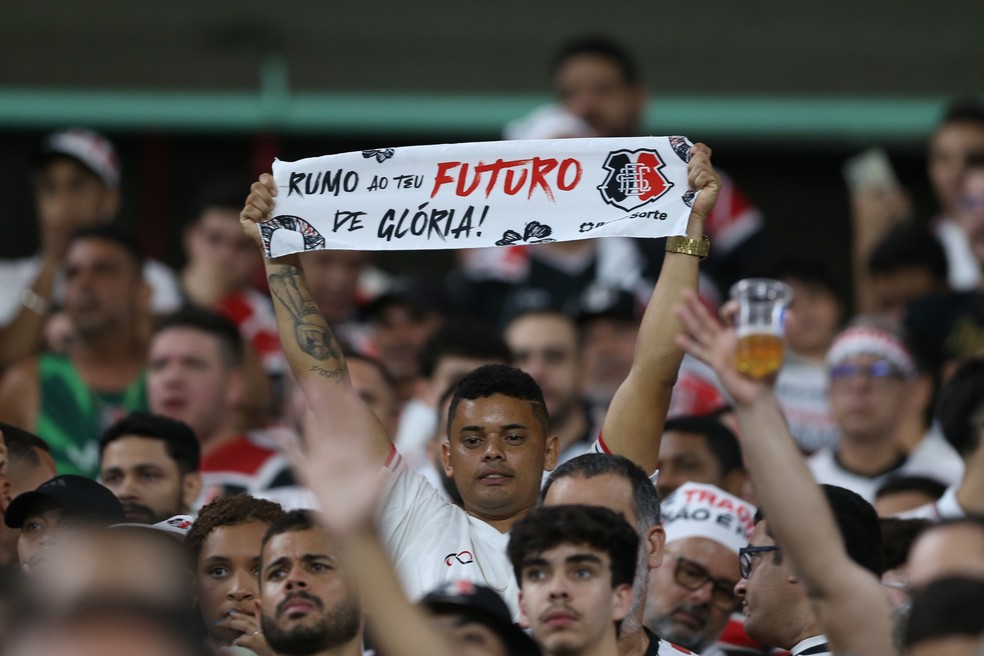 Saída da Série D e SAF: entenda o processo de ressurreição do Santa Cruz