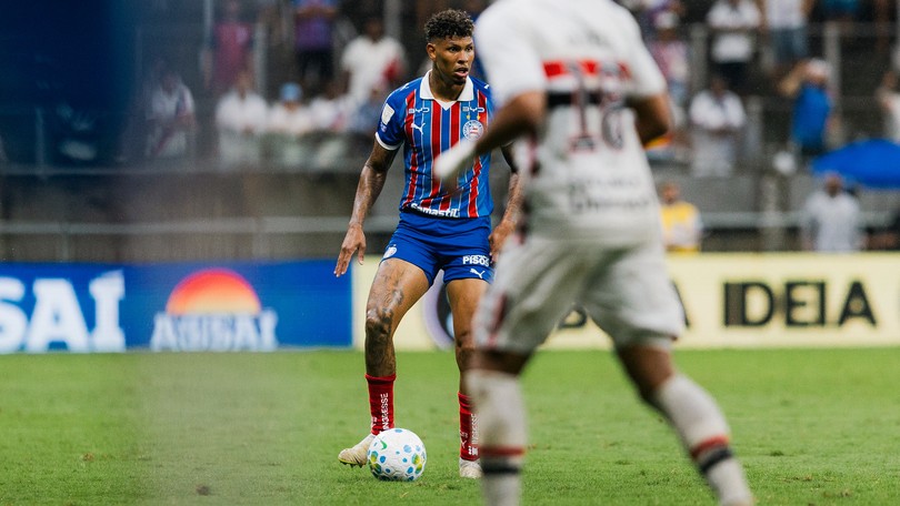 Atuações do Bahia: Marcos Victor brilha com gol e assistência contra o São Paulo