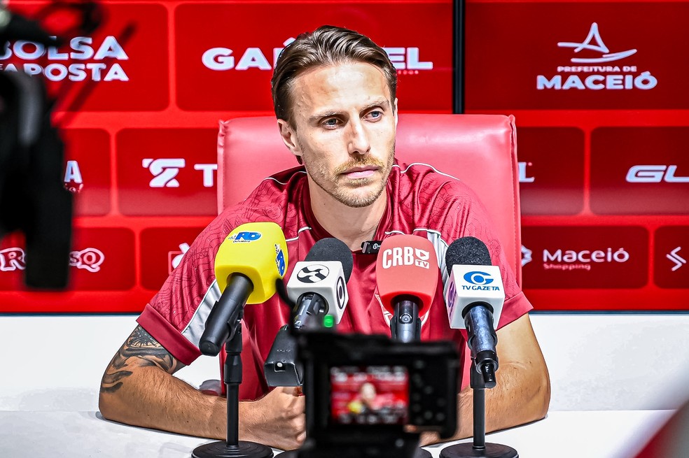 Bressan deve ser substituto de Henri contra o Náutico — Foto: Divulgação/CRB