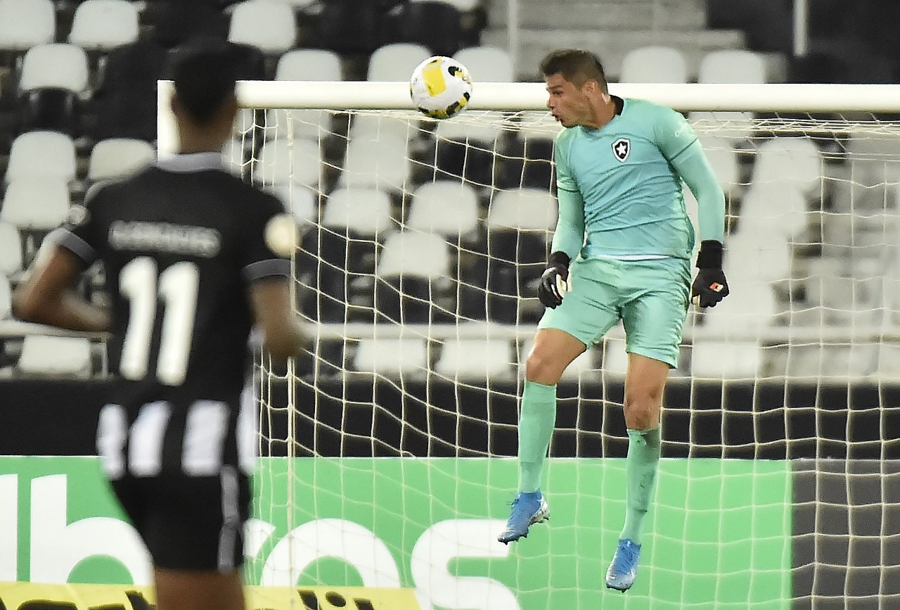 Guarani confirma venda de Tony e analisa mercado à procura de goleiro ...
