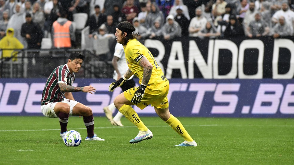 Corinthians x Fluminense, Cássio e Cano — Foto: Marcos Ribolli