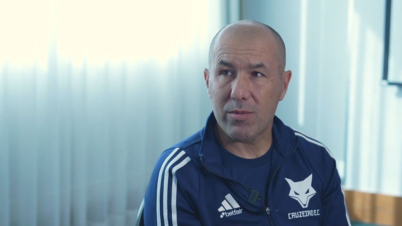 Cruzeiro: Carro perde freio e derruba muro de CT em jogo sub-20.