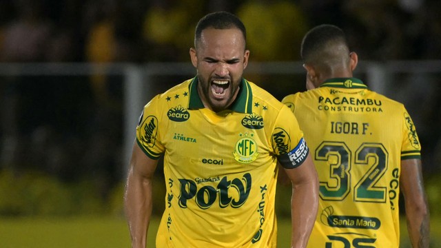 João Victor gol Mirassol Lanús