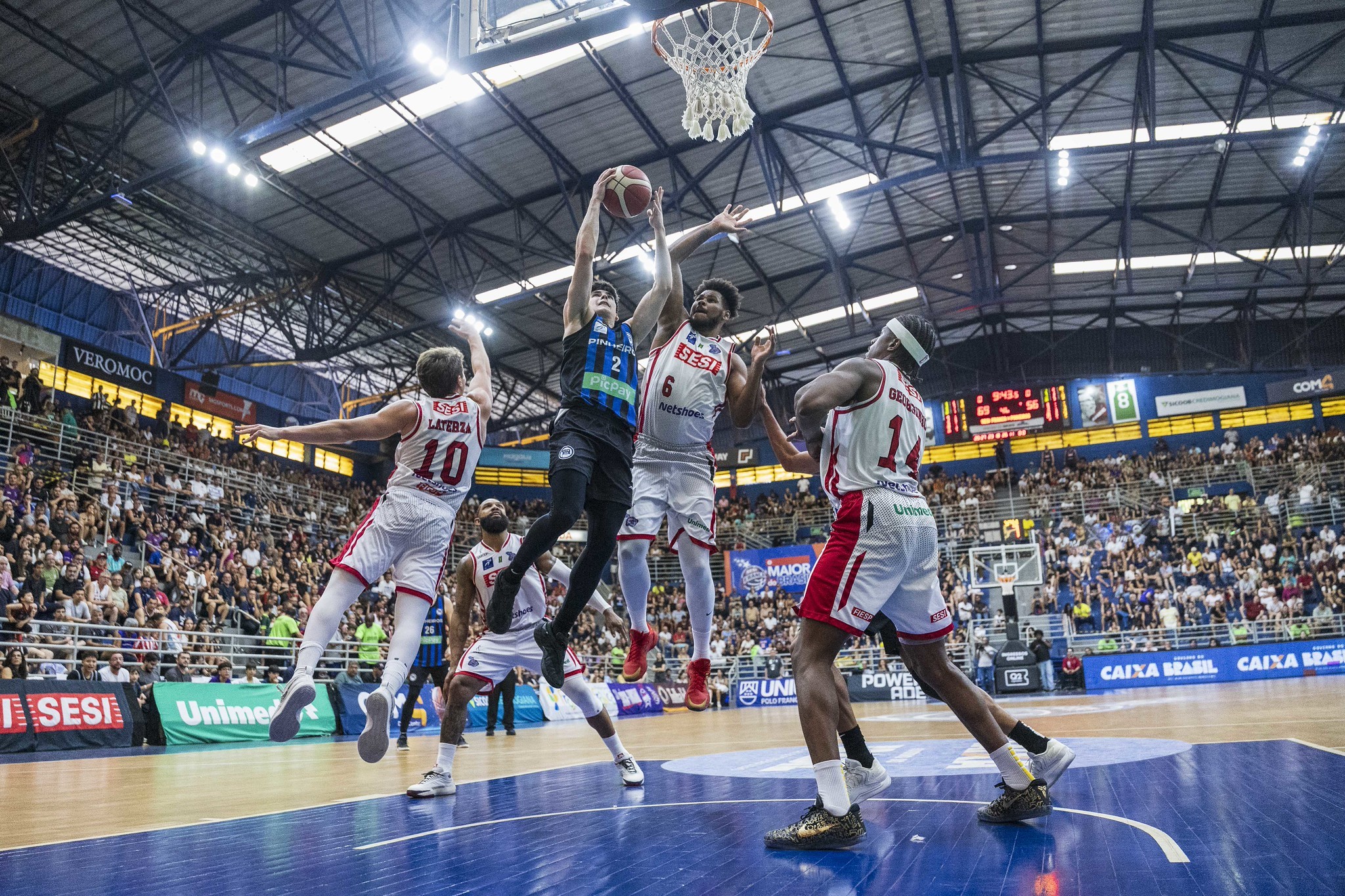 Franca se apoia em retrospecto favorável após largar em vantagem nas finais do NBB