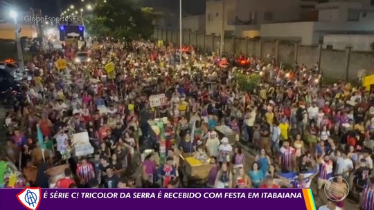 Elenco do Itabaiana é recebido com festa pela torcida em comemoração ao acesso para a Série C - Programa: Globo Esporte SE 