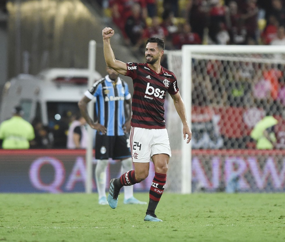 Pablo Marí pelo Flamengo - Marco Moreno referência