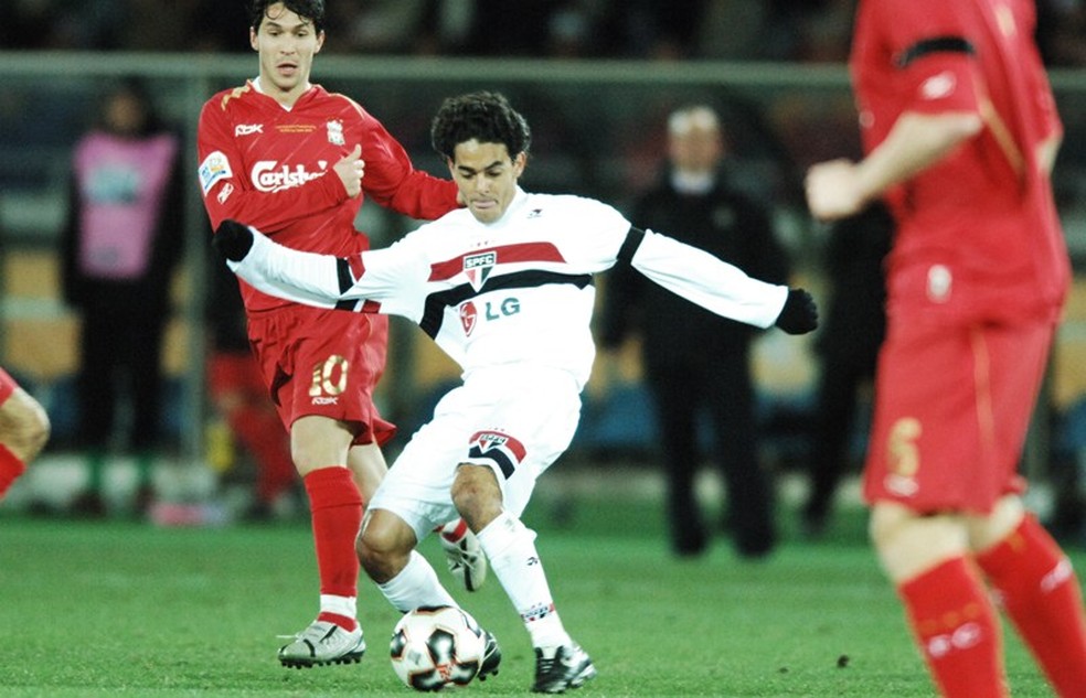 VOLTA AO TOPO? Ex-Tricolor recorda momento decisivo na final do Mundial São Paulo x Liverpool; volta aos títulos