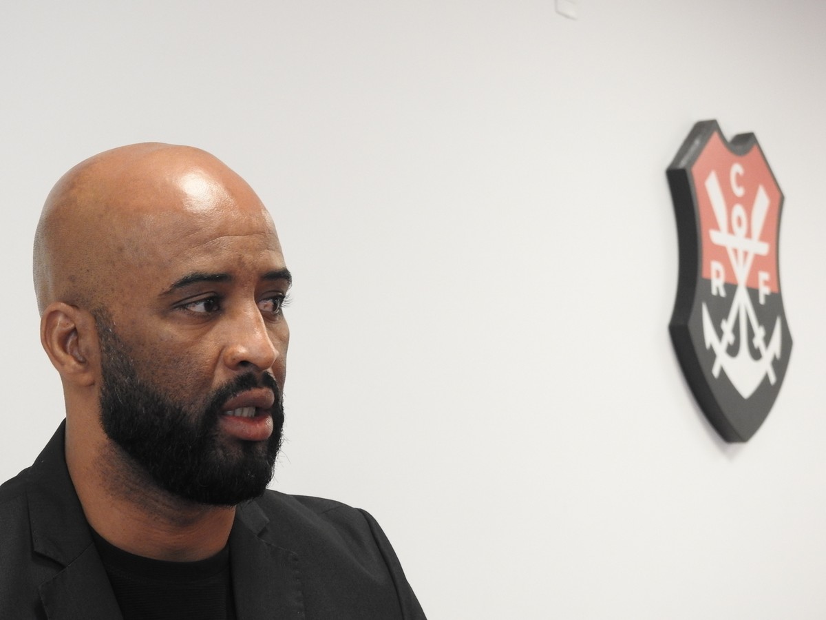 Fabinho Soldado de despede do Flamengo e trata convite do Corinthians como 